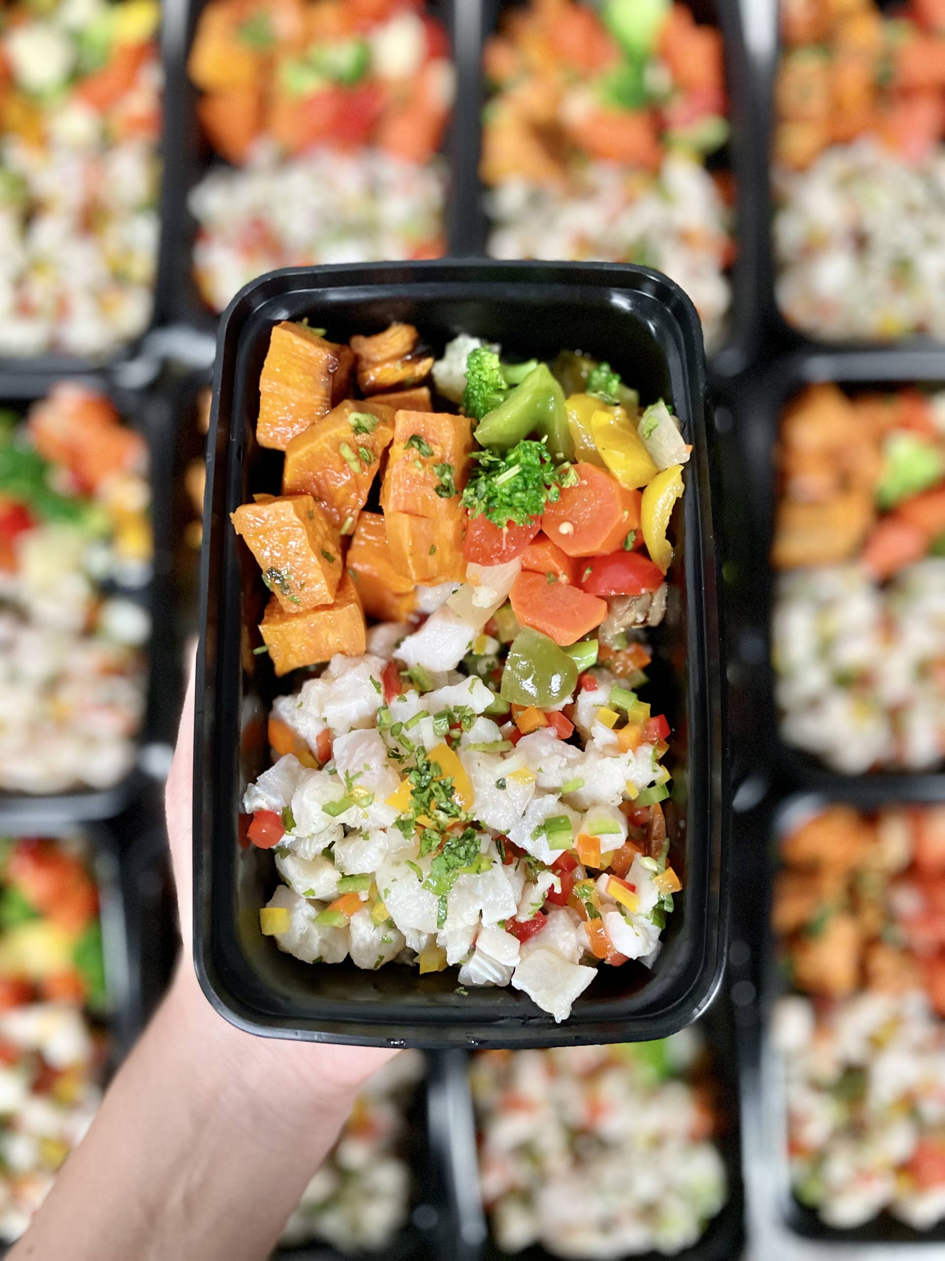 Ceviche de mero con batata asada y vegetales